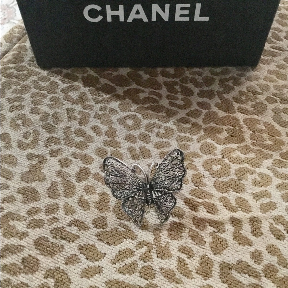 Silver butterfly ring